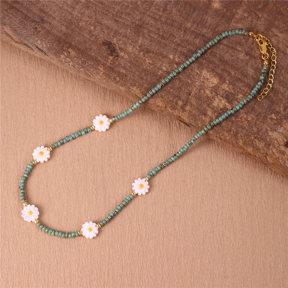 seed bead flower necklace Daisy Flower Seed Bead Necklace
