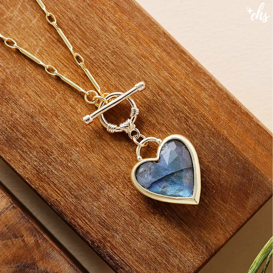 LoveBound Gold Chain Neclace