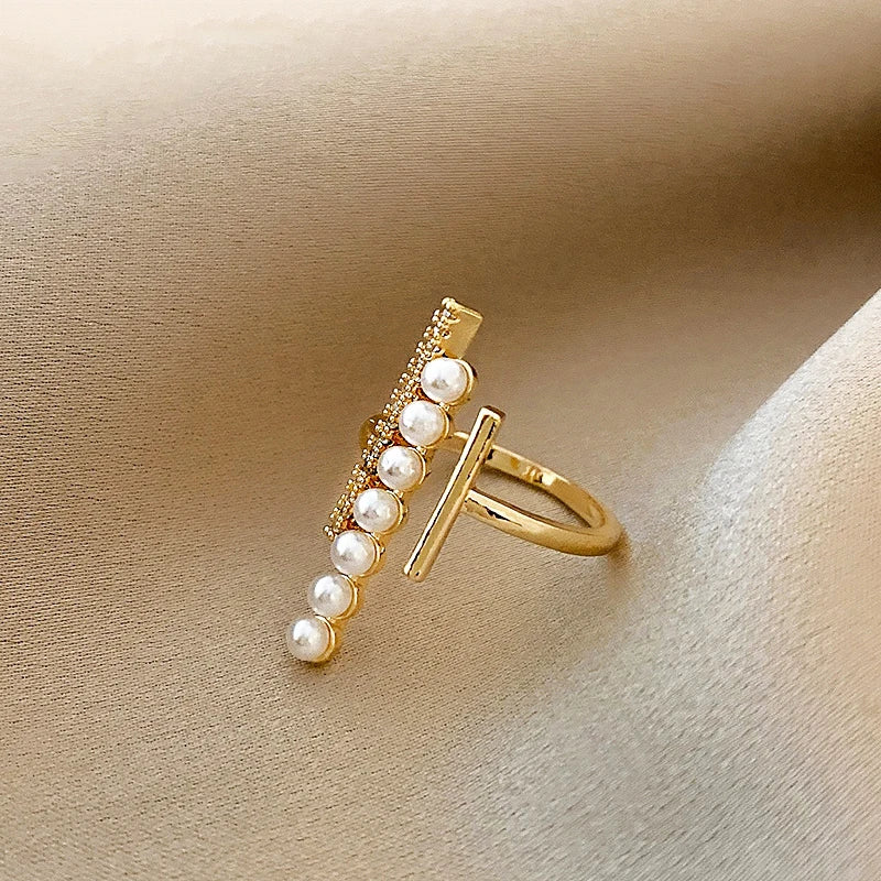 Flirty Pearl Ring