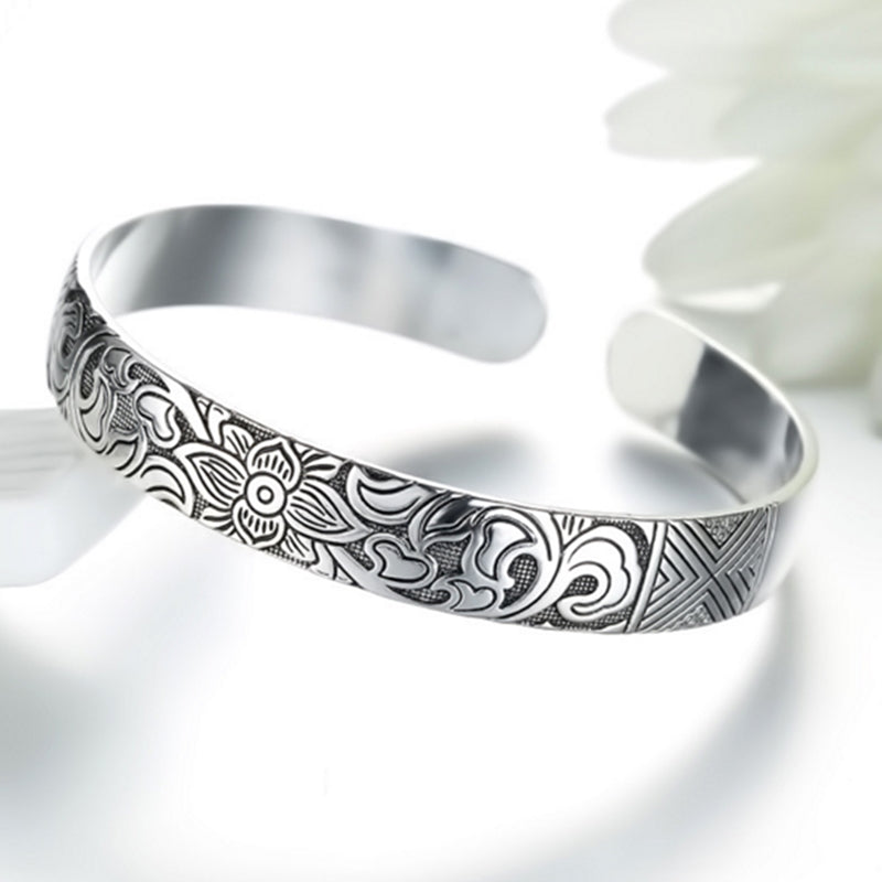Silver Vintage Lotus Bangle